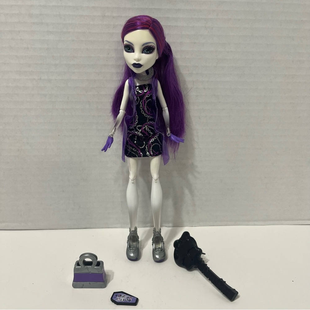 MONSTER HIGH DOLL spectra ghouls night out doll toy